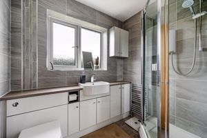 Photo 25- click for photo gallery